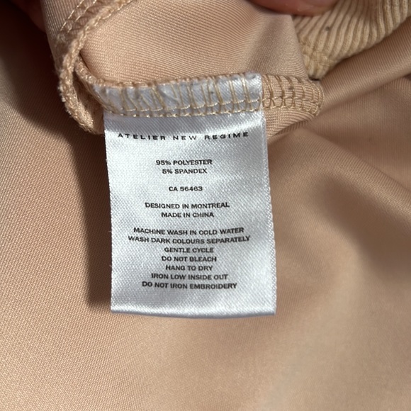 Zipup track sweather - Picture 7 of 9